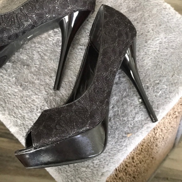 👠🖤SEXY SPARKLING BLACK OPEN TOE HEELS SIZE 8 GREAT CONDITION! - Picture 4 of 4